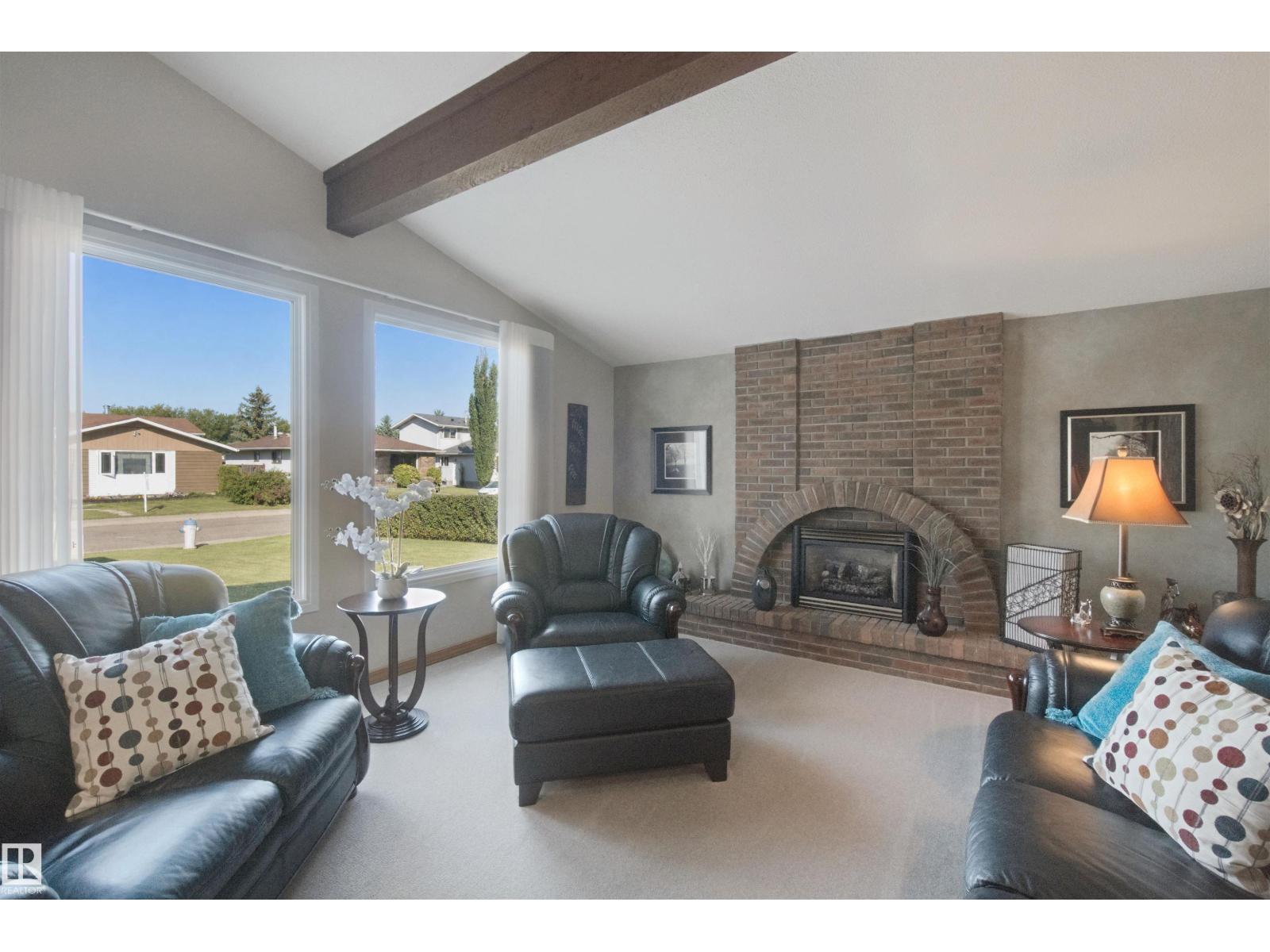11439 144 AV NW NW