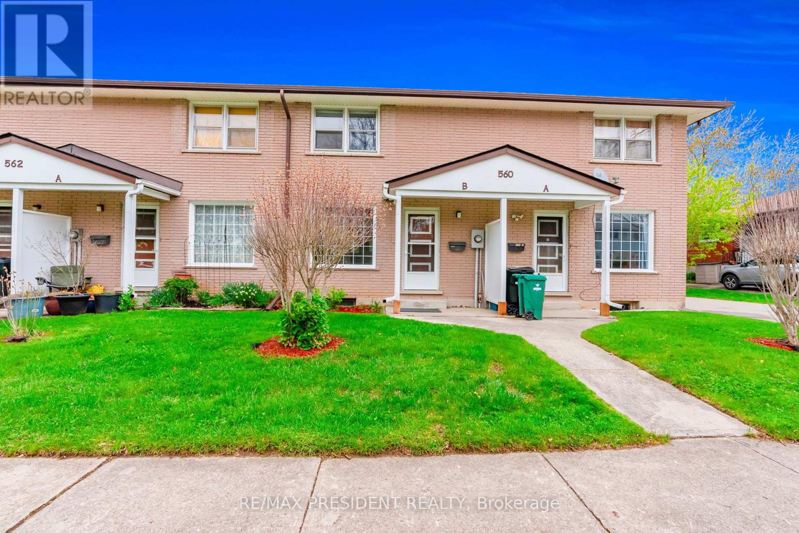 564 BROOKHAVEN CRESCENT