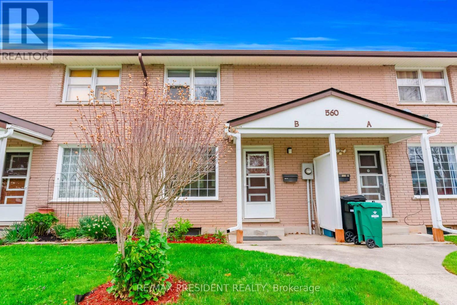 564 BROOKHAVEN CRESCENT