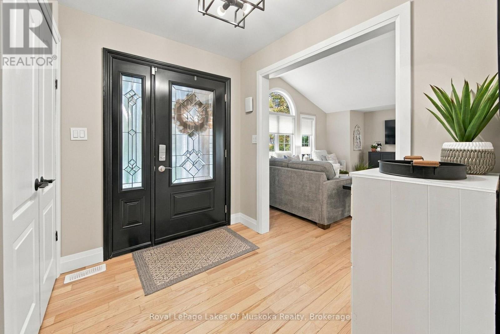 1002 JOSEPH PLACE