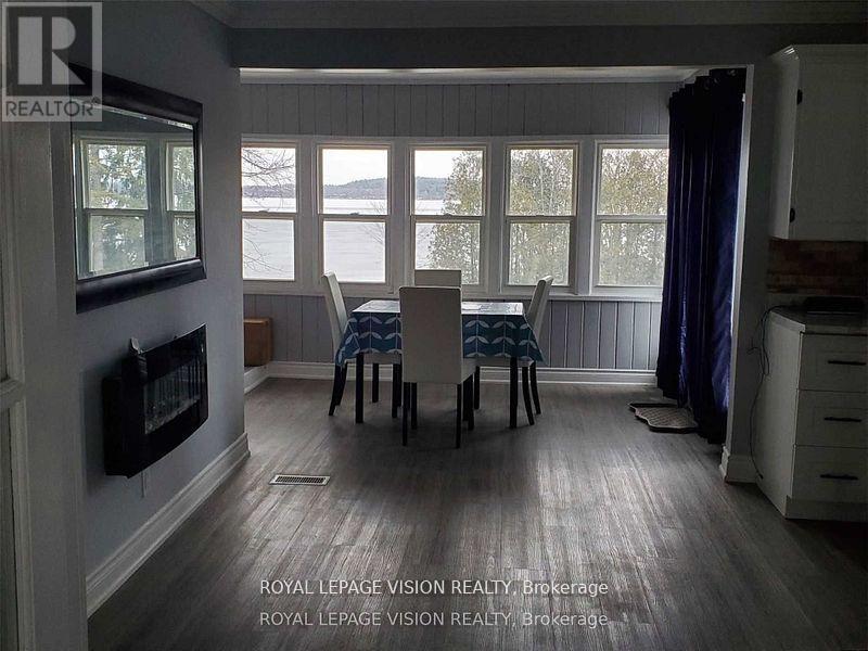 MAIN - 237 VICTORIA STREET S