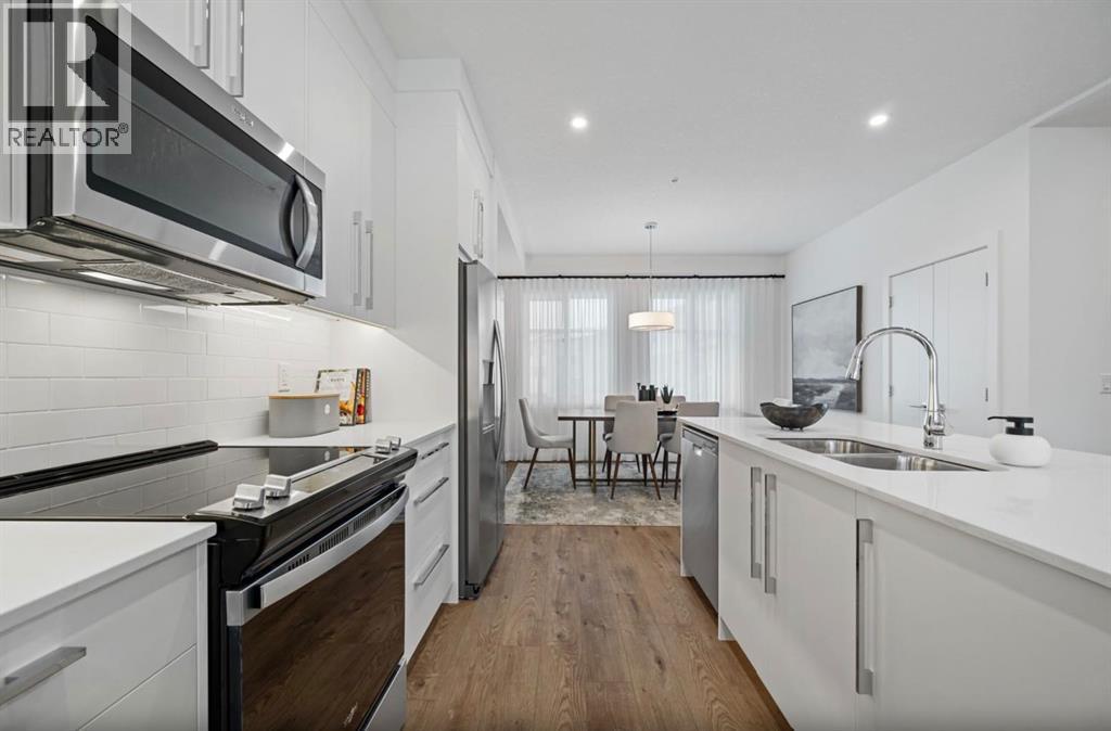 351, 141 Prince Court