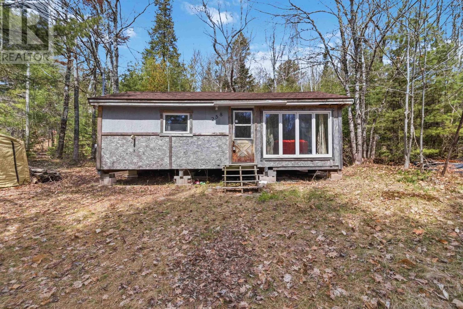 258 Brandy Lane - Photo 3