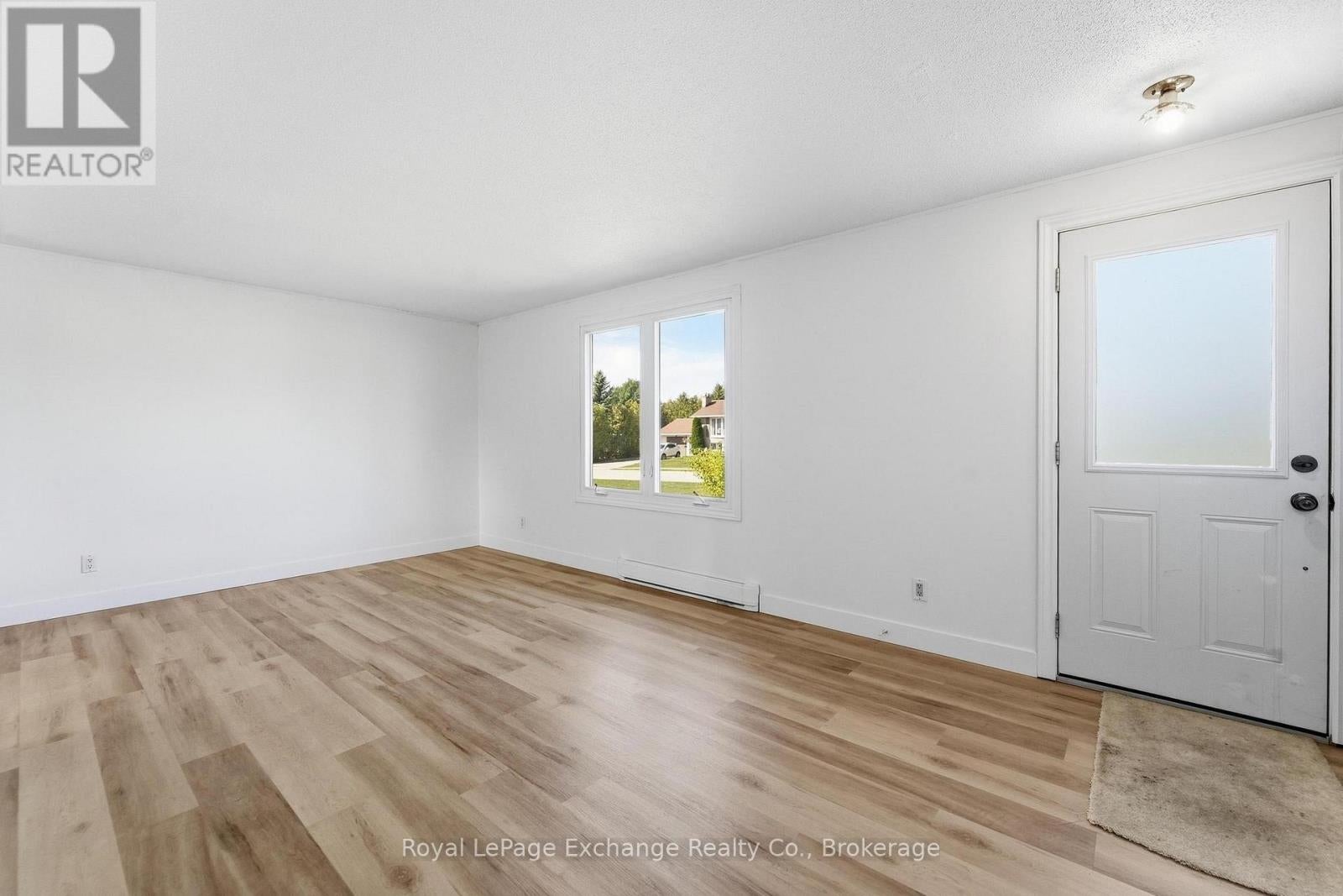 10 INVERNESS STREET N