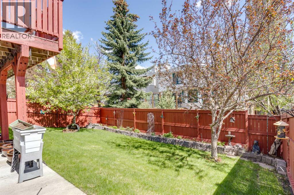 20 MacEwan Ridge View NW