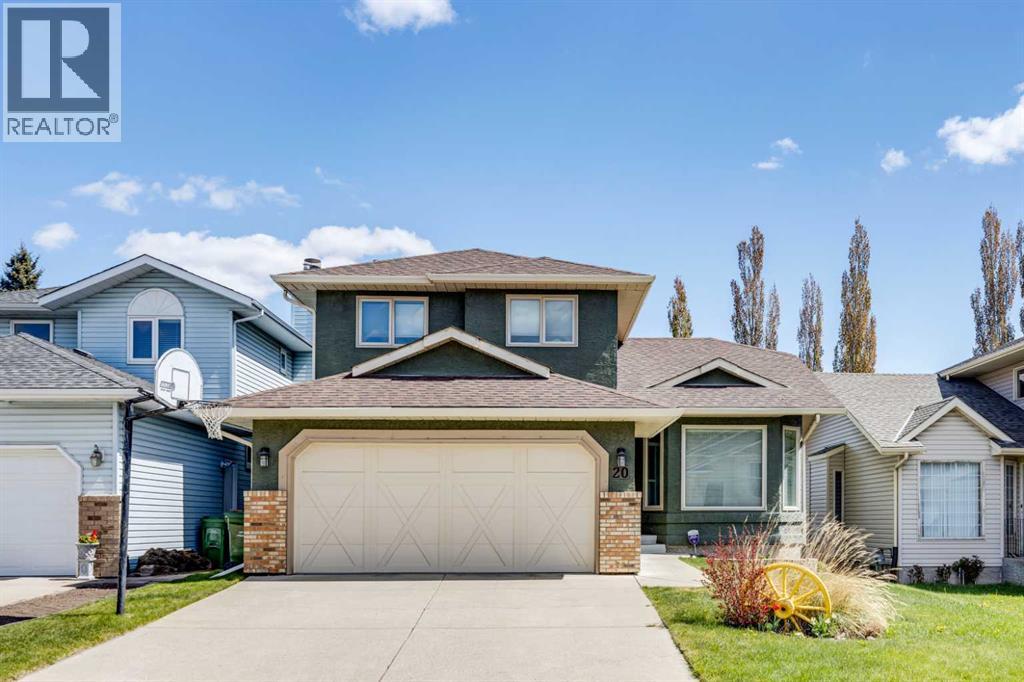 20 MacEwan Ridge View NW