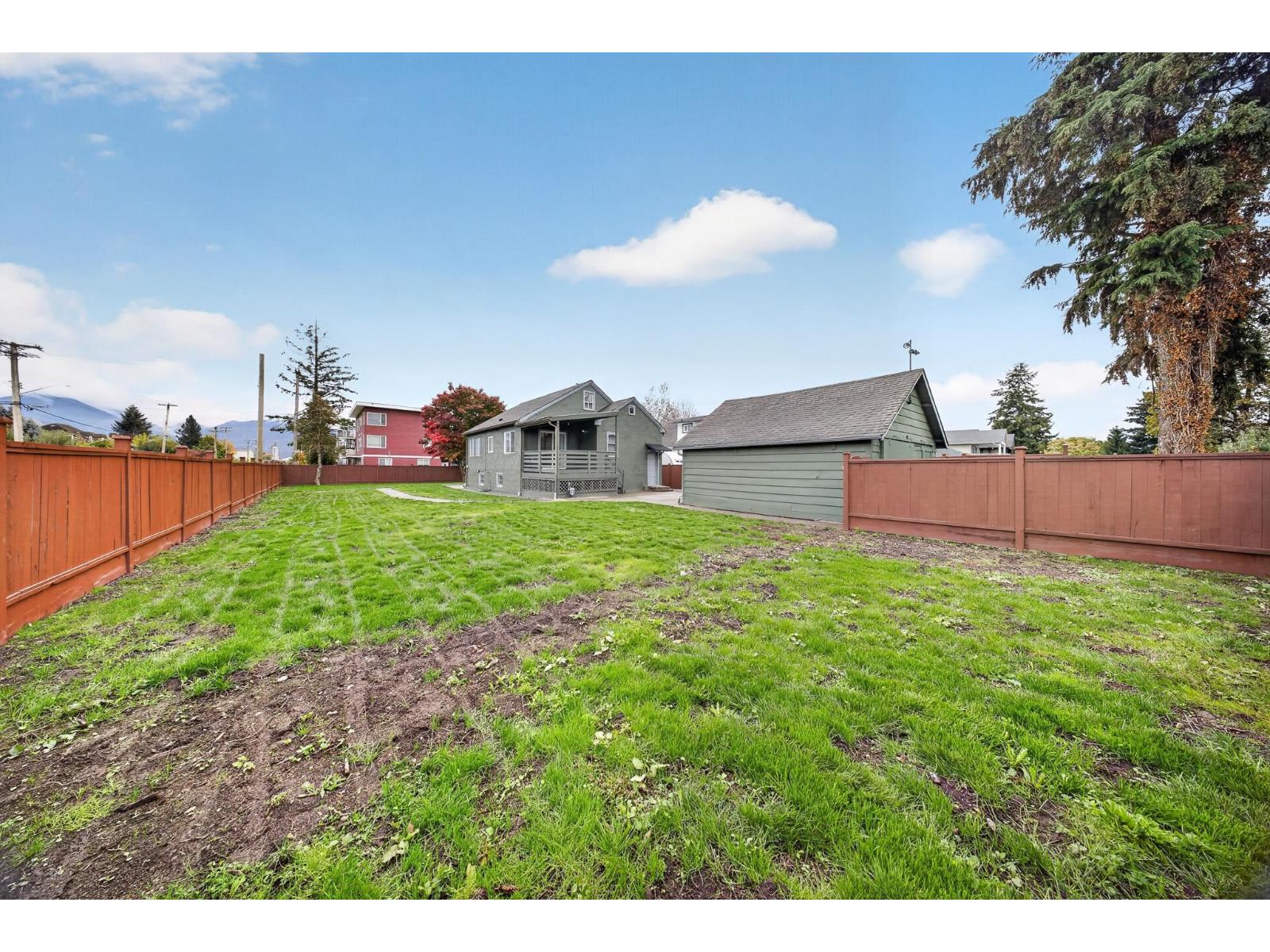 46199 SECOND AVENUE, Chilliwack Proper East