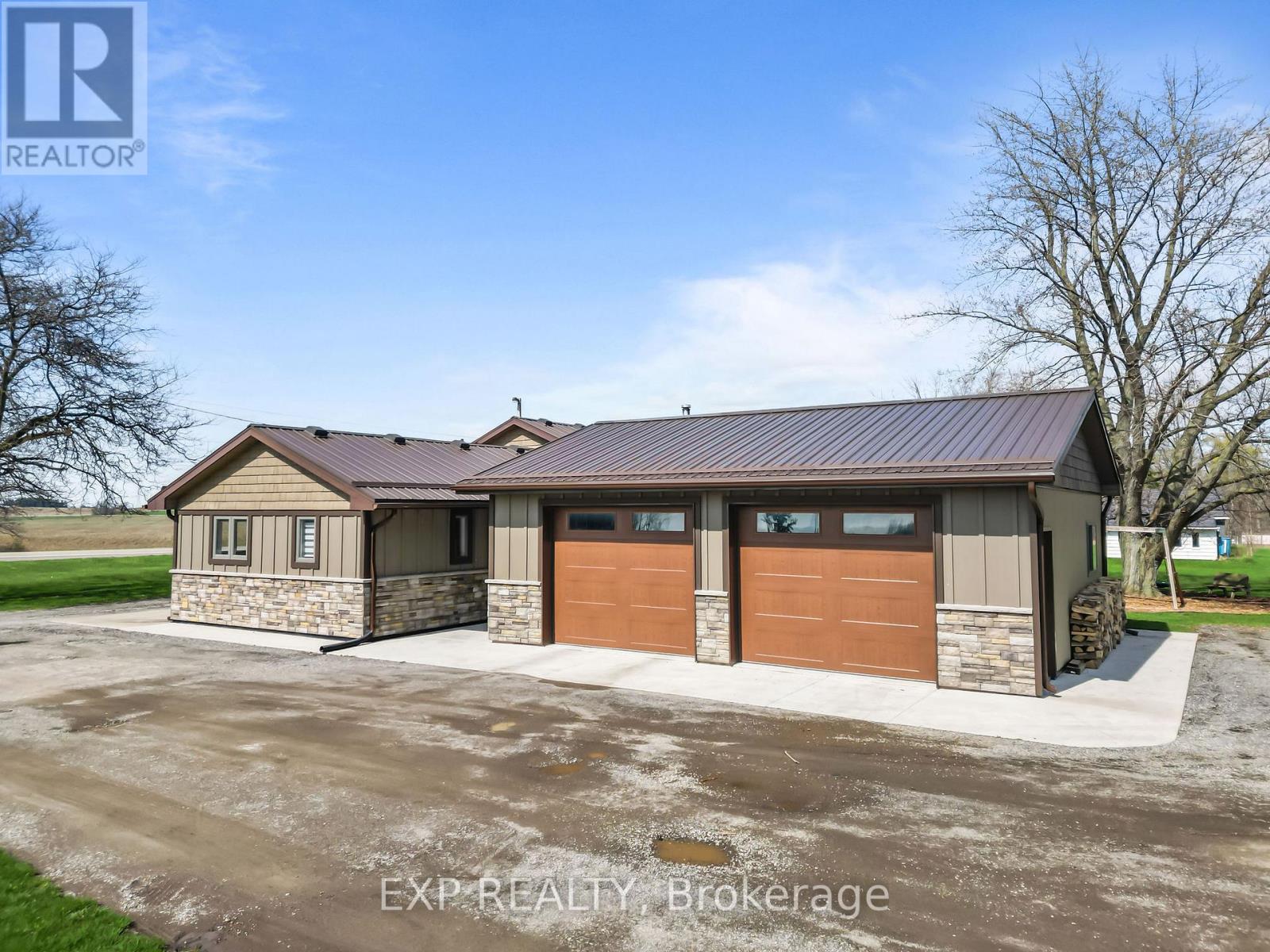 9221 HICKORY DRIVE