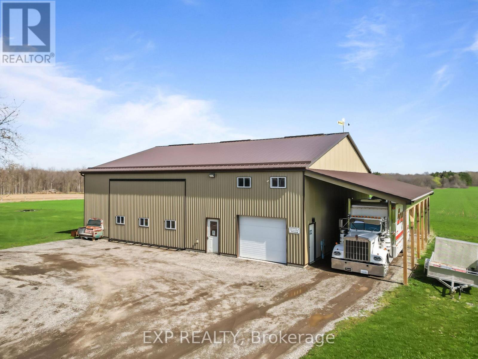 9221 HICKORY DRIVE