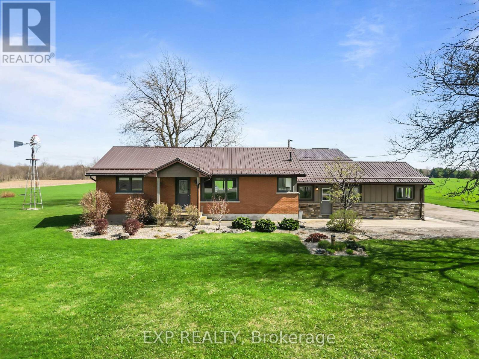 9221 HICKORY DRIVE