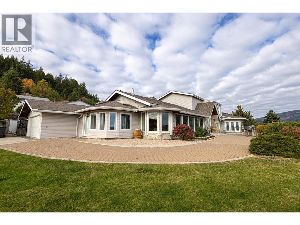 3510 GATES ROAD, WEST KELOWNA, BC V4T 1A2 - Image 2360072928.jpeg?d=l