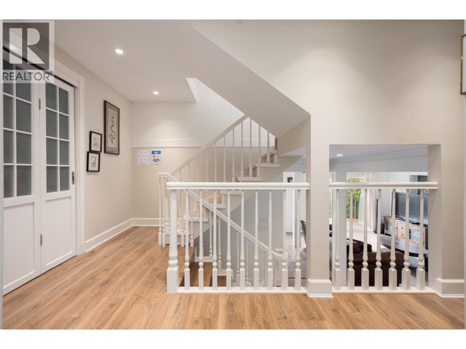 4333 LOCARNO CRESCENT