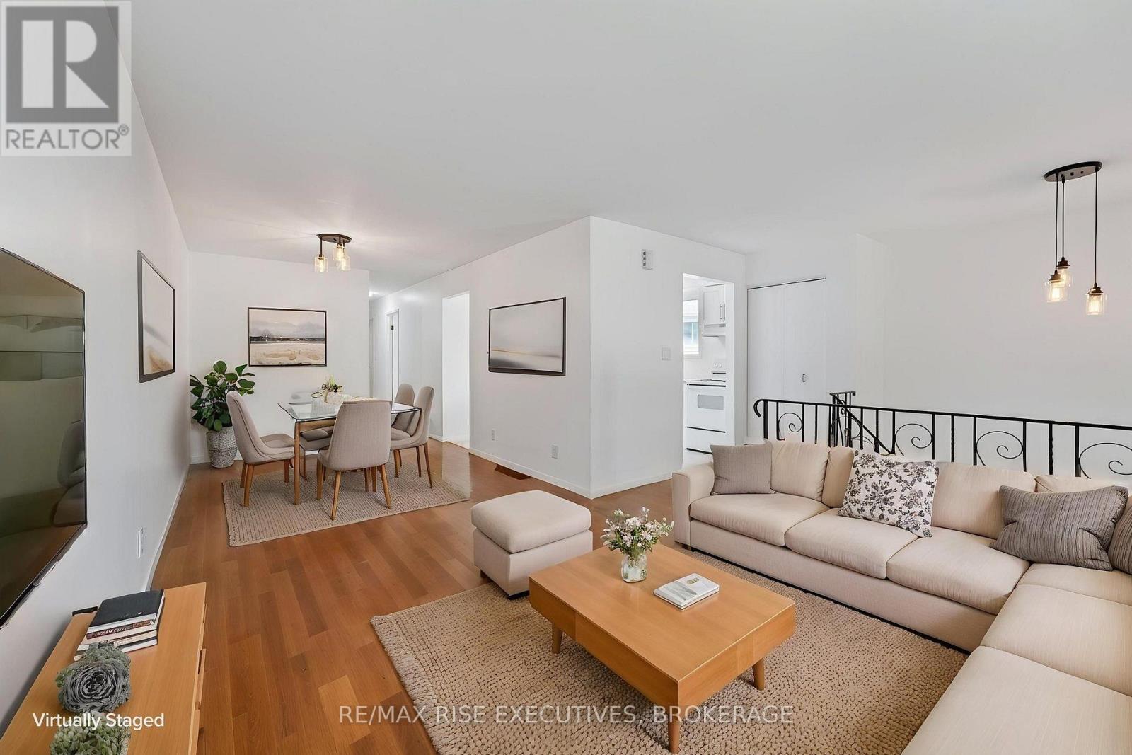 385 MELANIE AVENUE