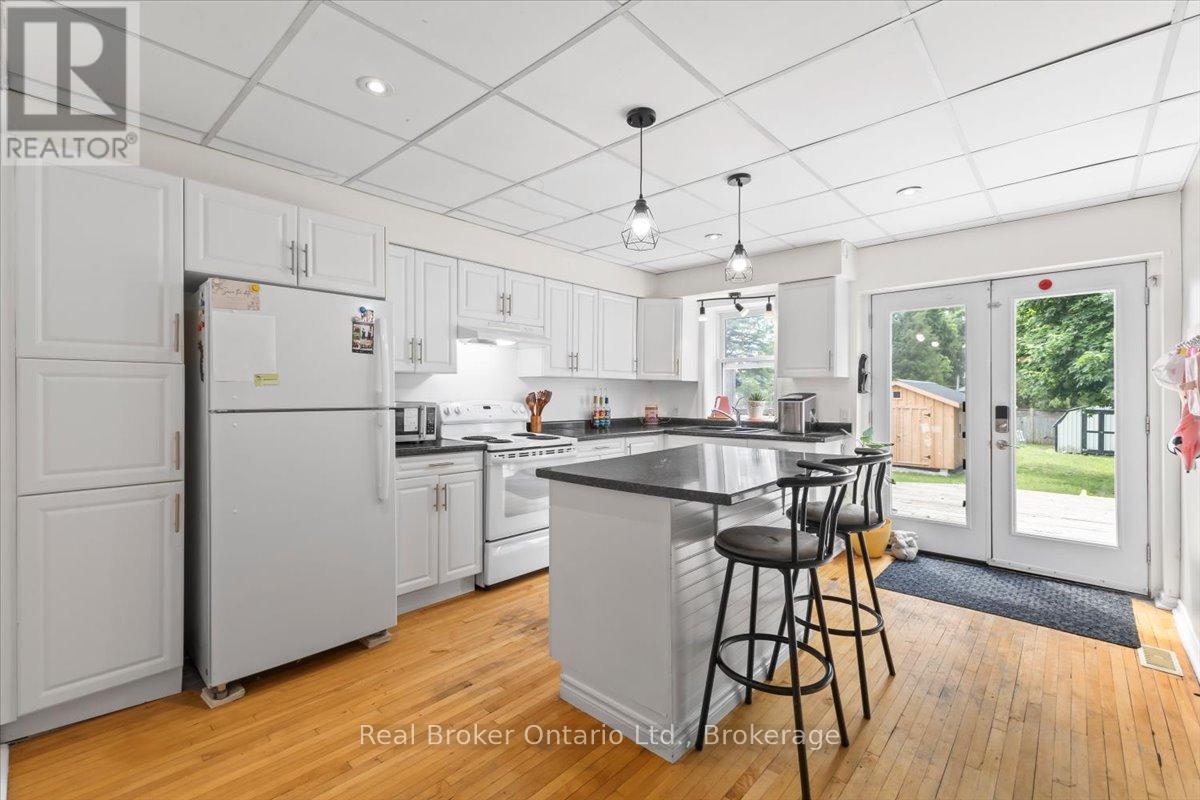115 DURHAM STREET W