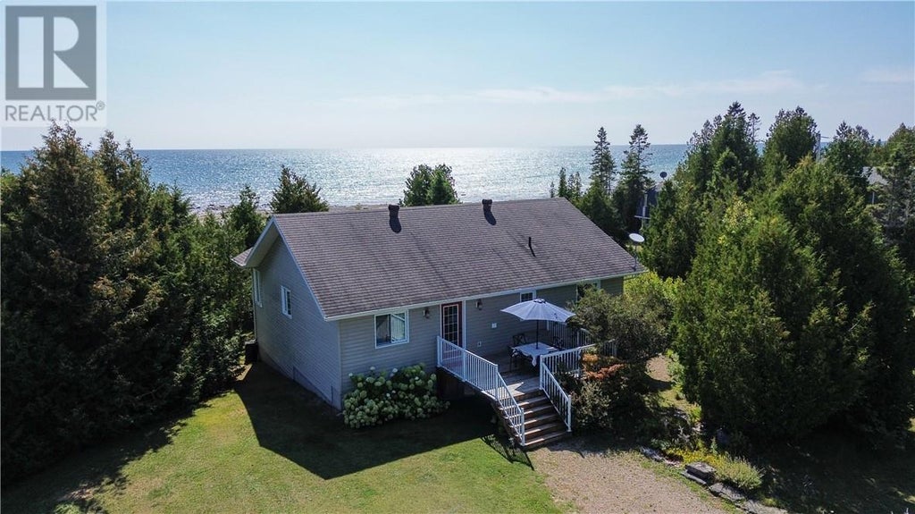 619 LAKE HURON DRIVE, SPRING  BAY, MANITOULIN ISLAND, ON P0P 2B0 - Image 3337584232.jpeg?d=l