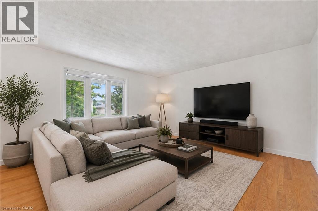 27 DAWSON Drive