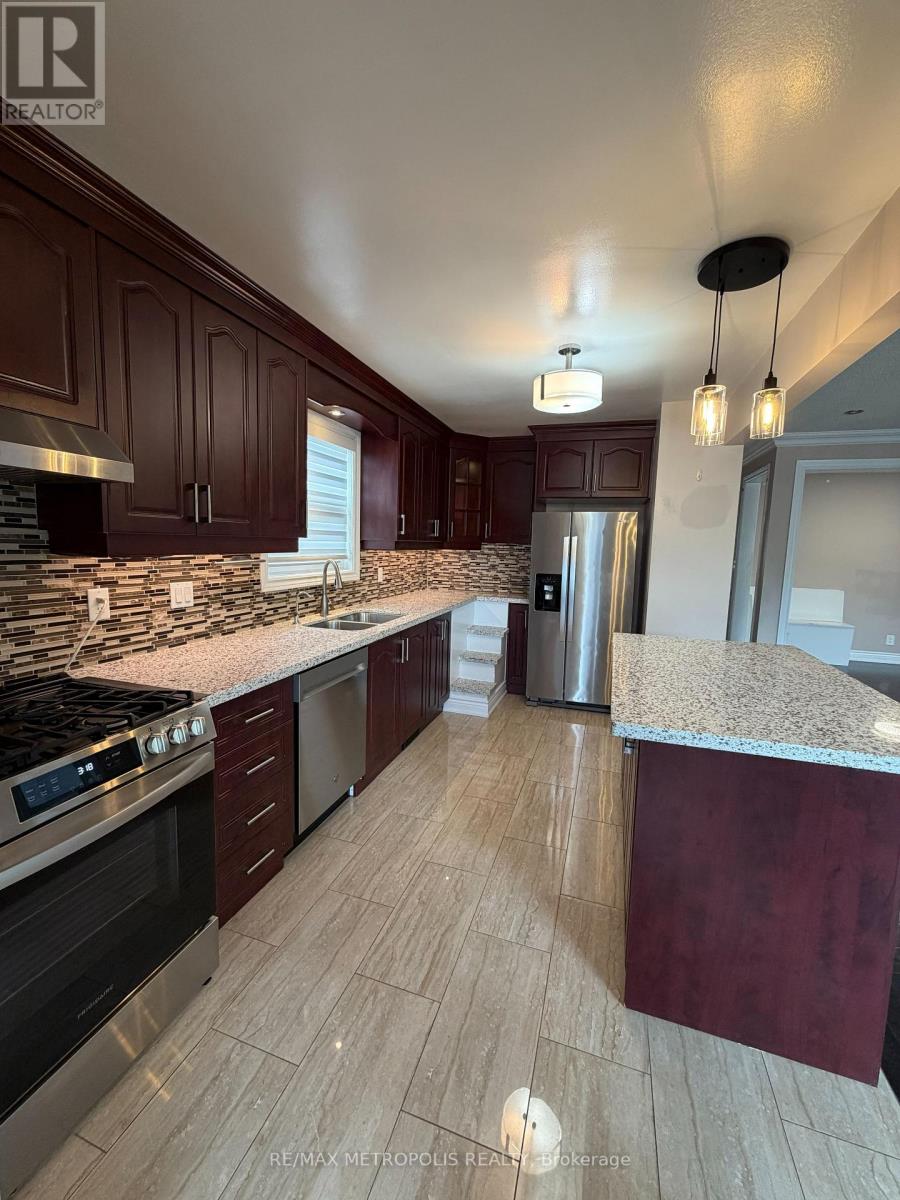 37 LYNVALLEY CRESCENT