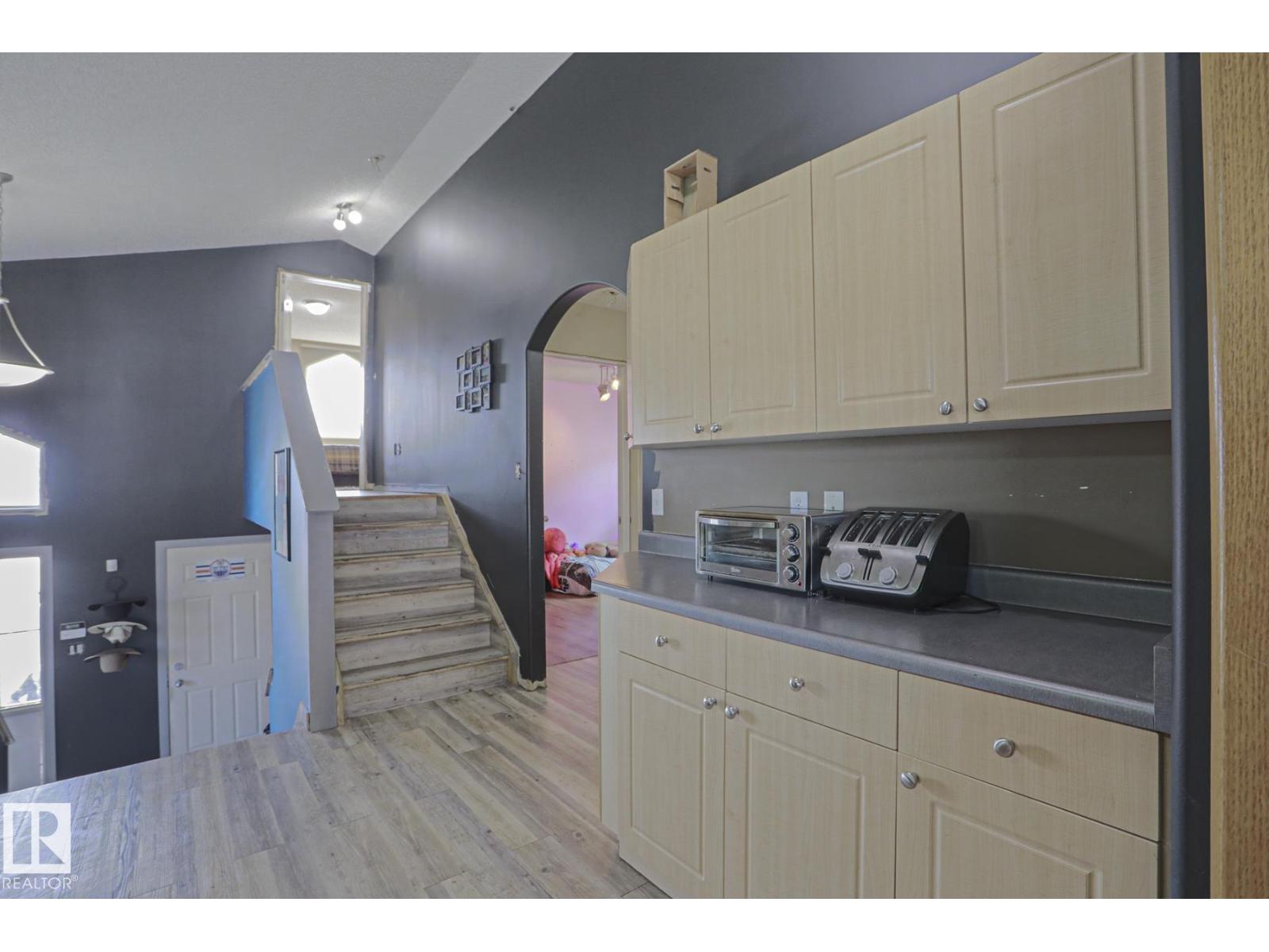 4506 154 AV NW
