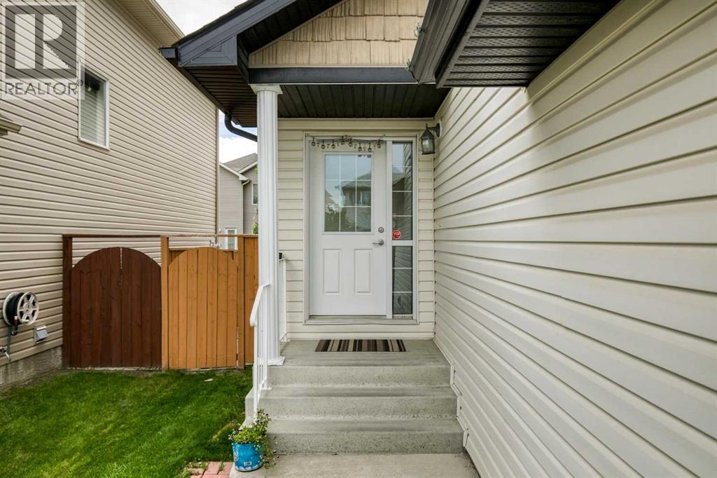 67 Everwoods Park SW