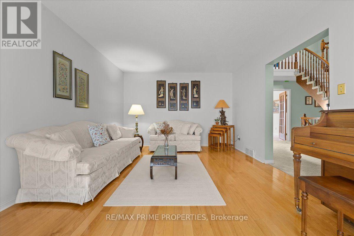 6038 VINEYARD DRIVE