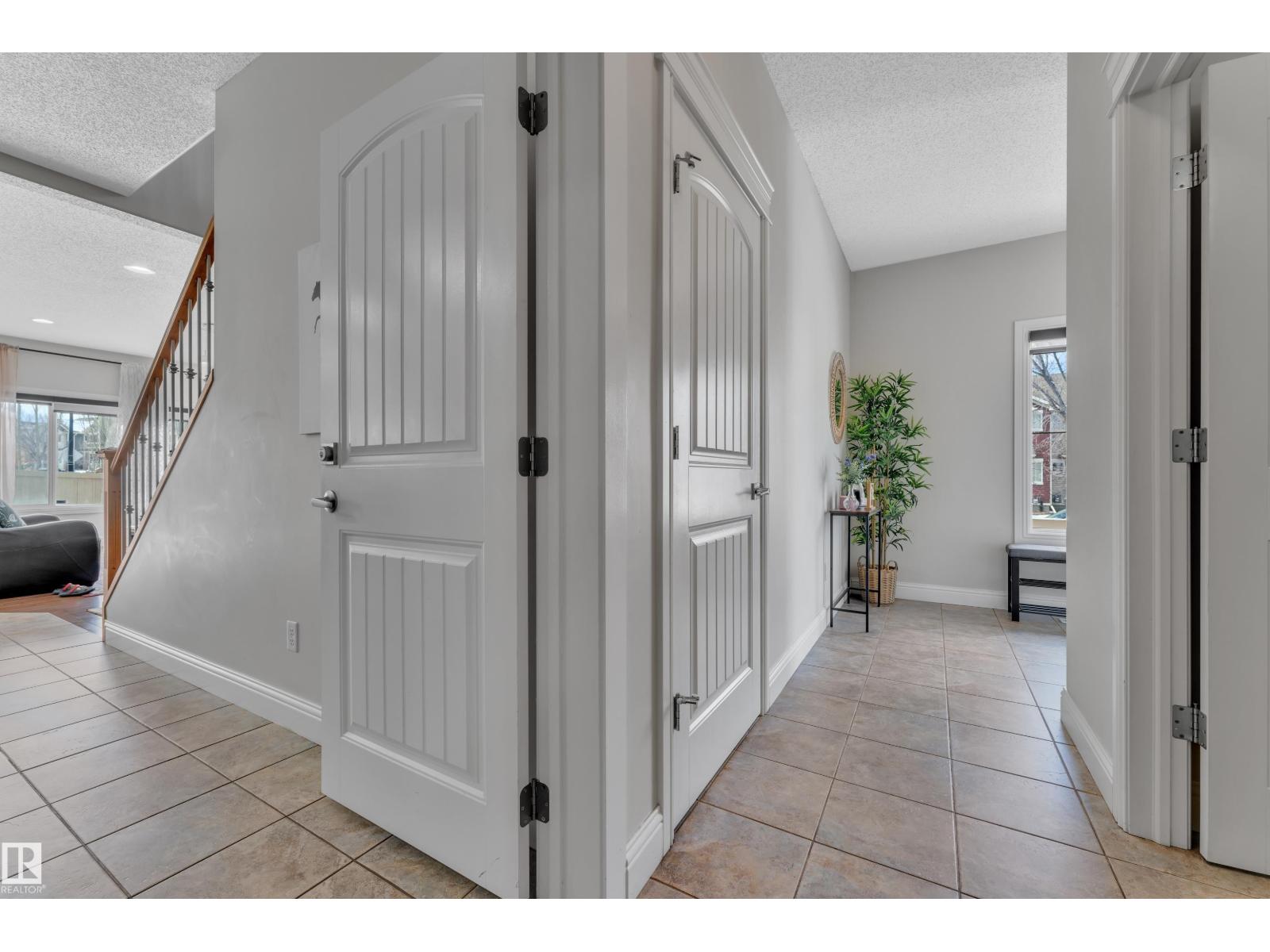 6159 12 AV SW