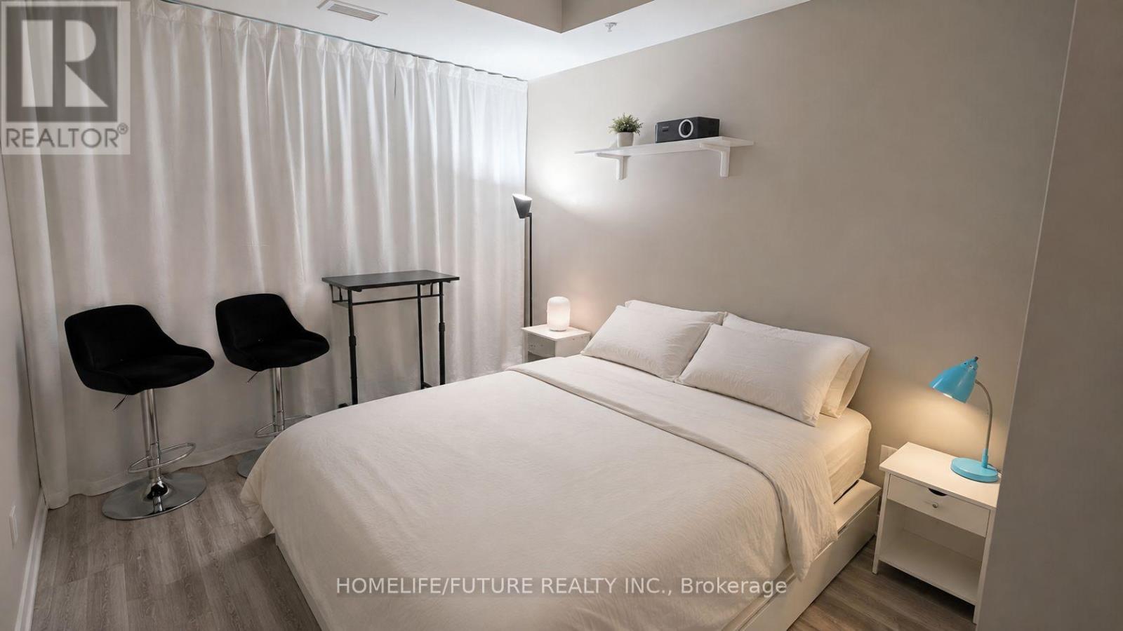 1110 - 128 KING STREET N