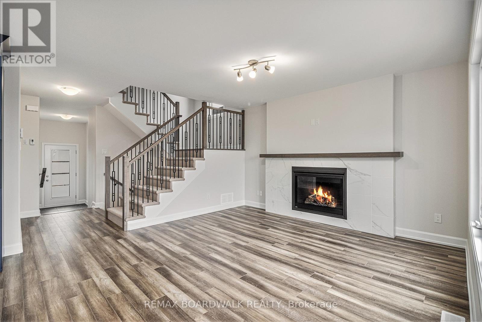 456 FALCON LANE