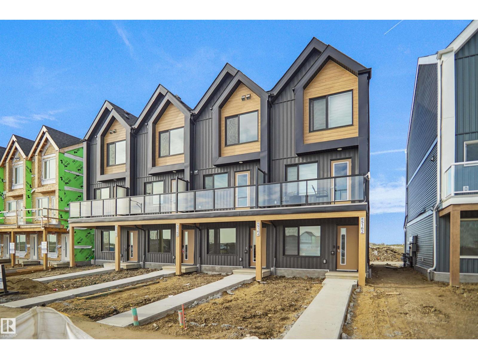 5172 River's Edge WY NW