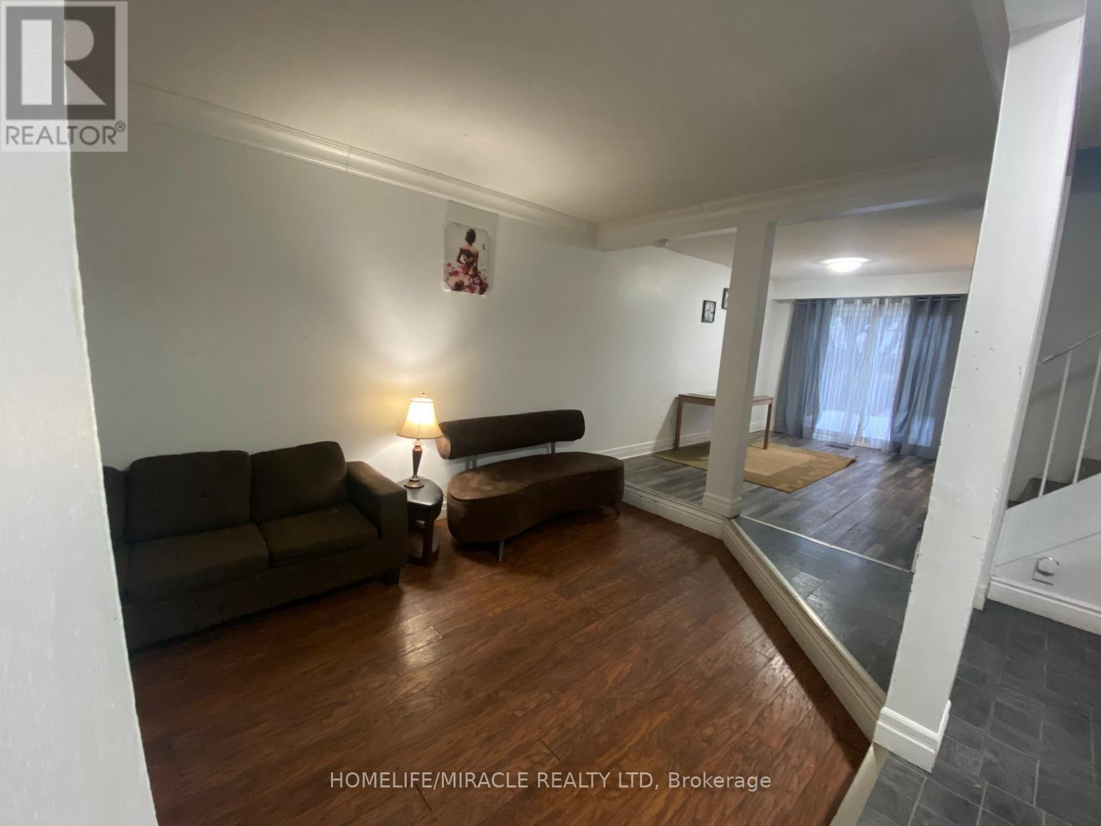 127 FANSHAWE DRIVE