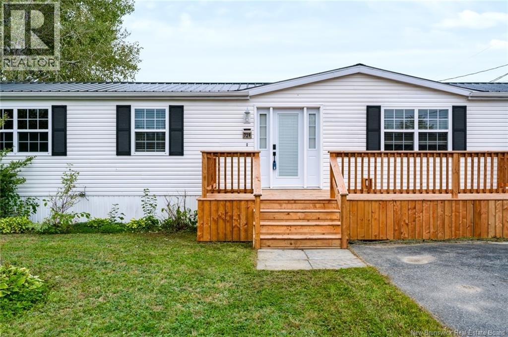 729 Williston Drive - Photo 2