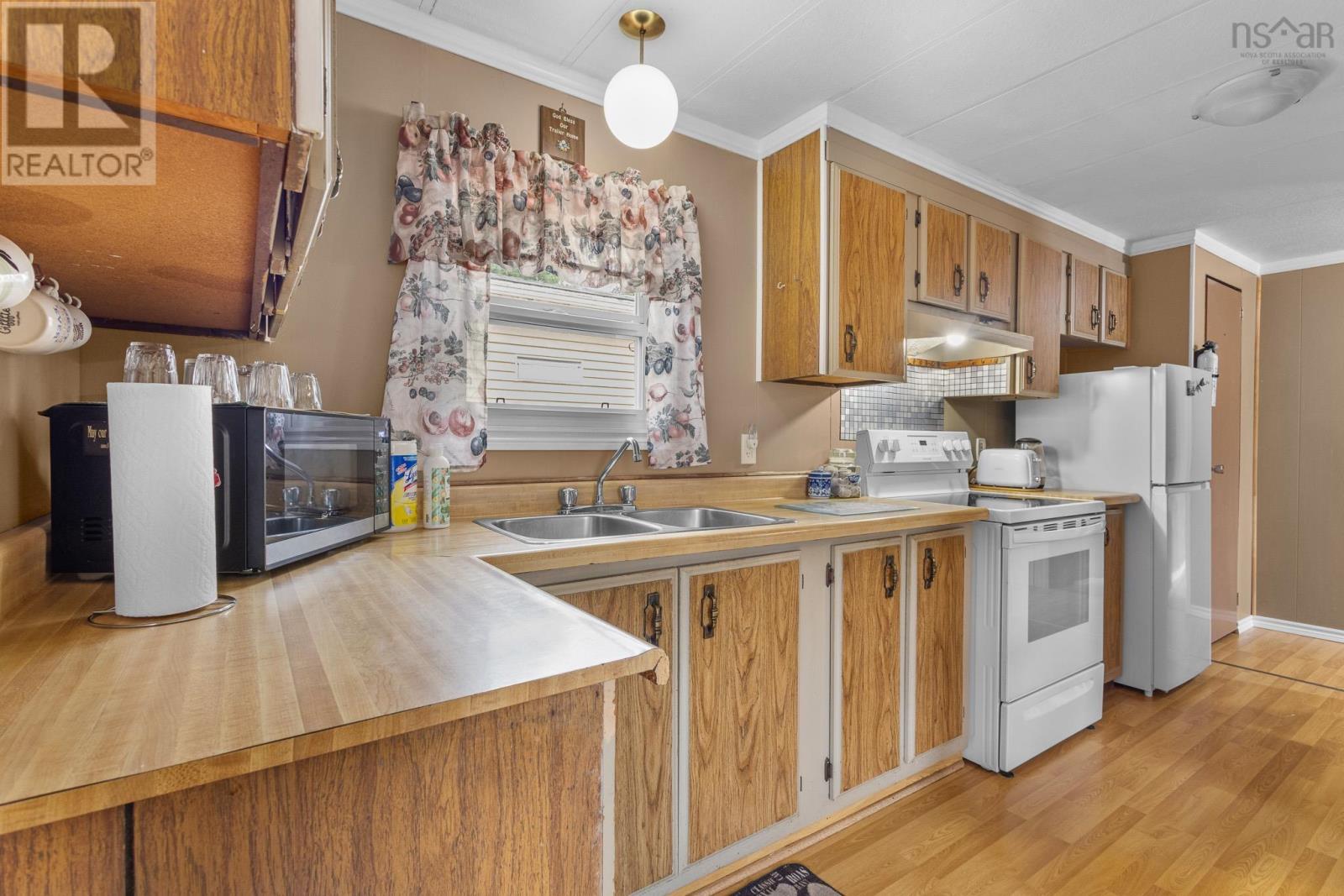 64 Bridget Avenue - Photo 4