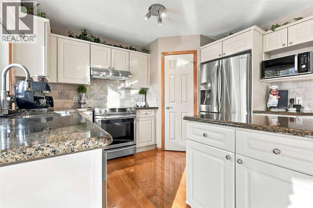 134 Arbour Ridge Close NW