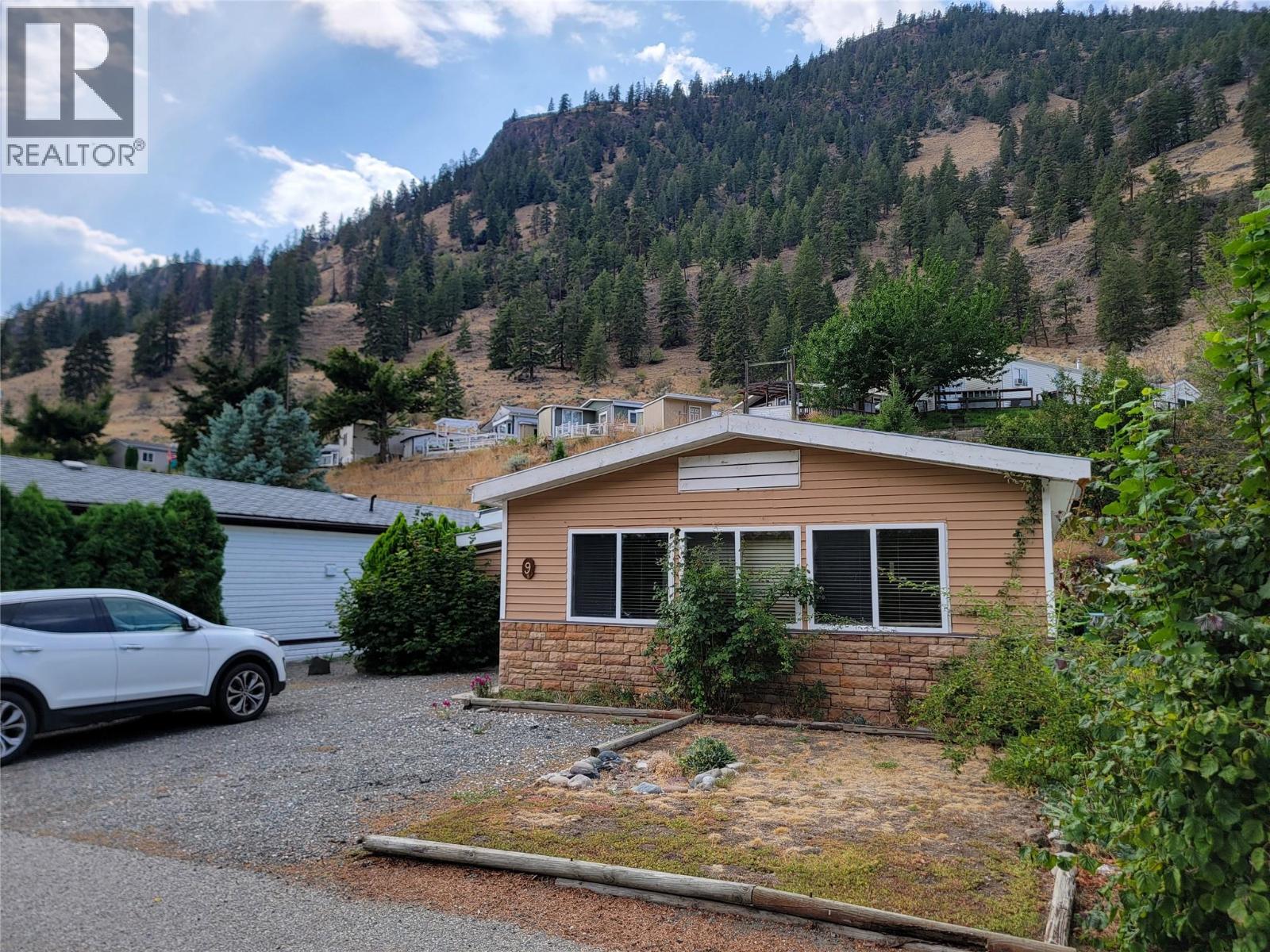 1292 Highway 3A Unit# 9
