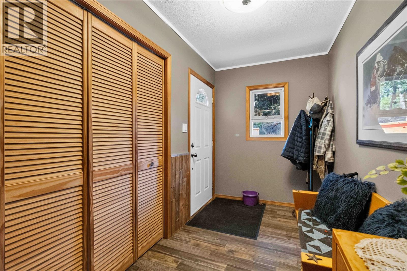 284 Prospect Lake Rd