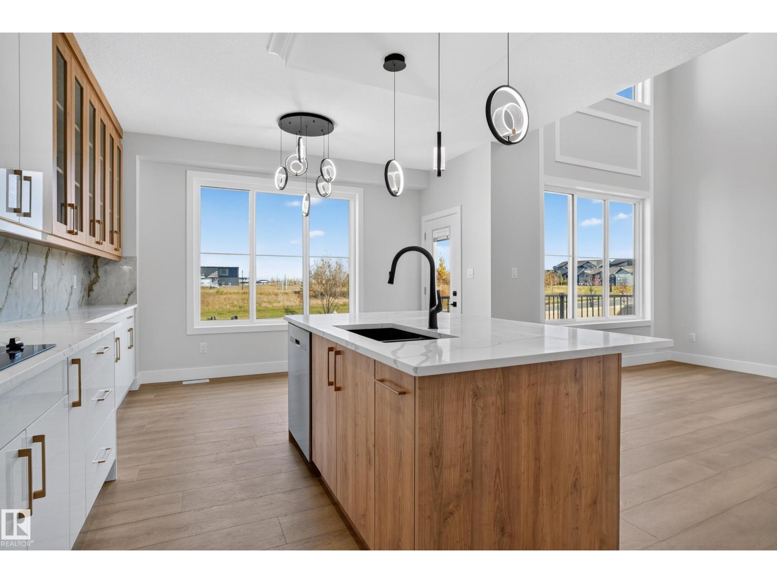 4274 Charles CL SW