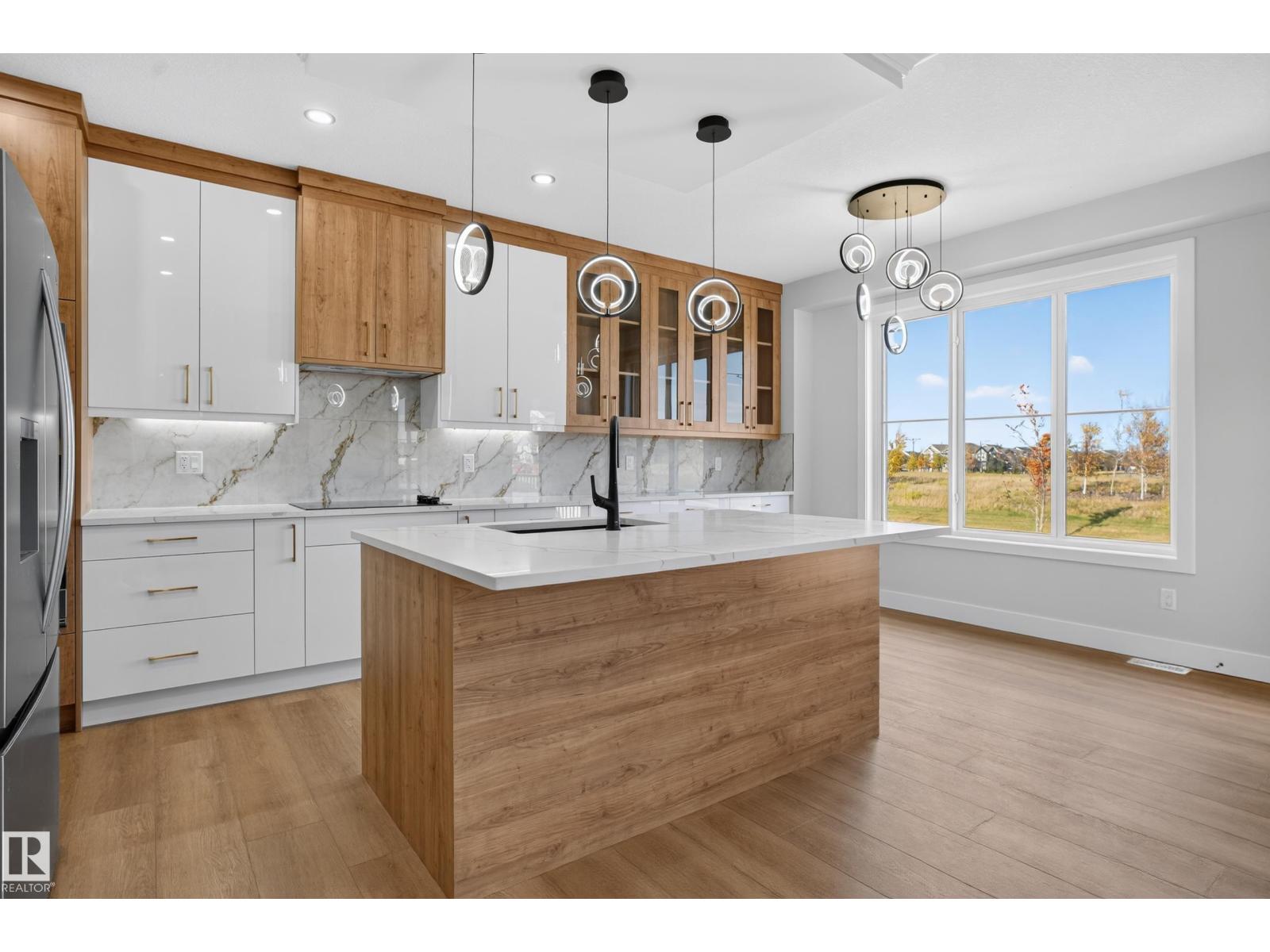 4274 Charles CL SW