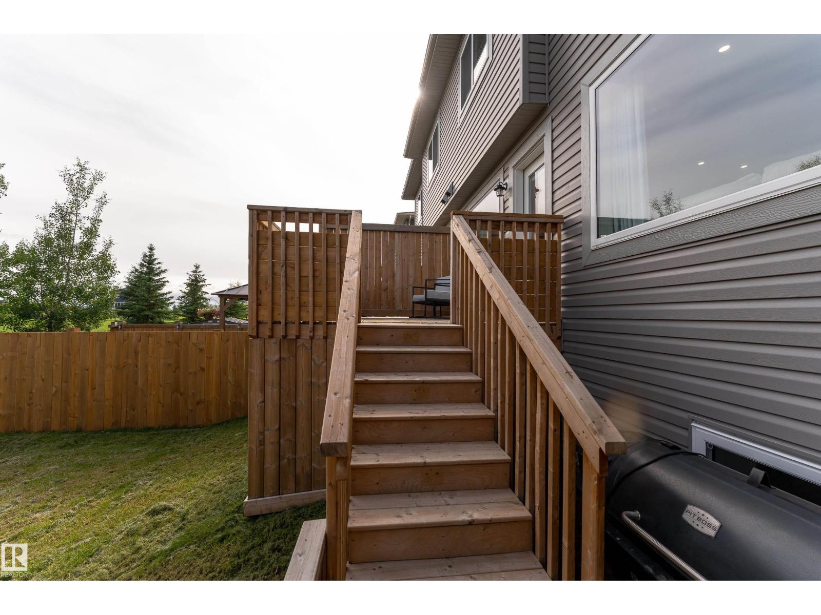 584 MEADOWVIEW DR