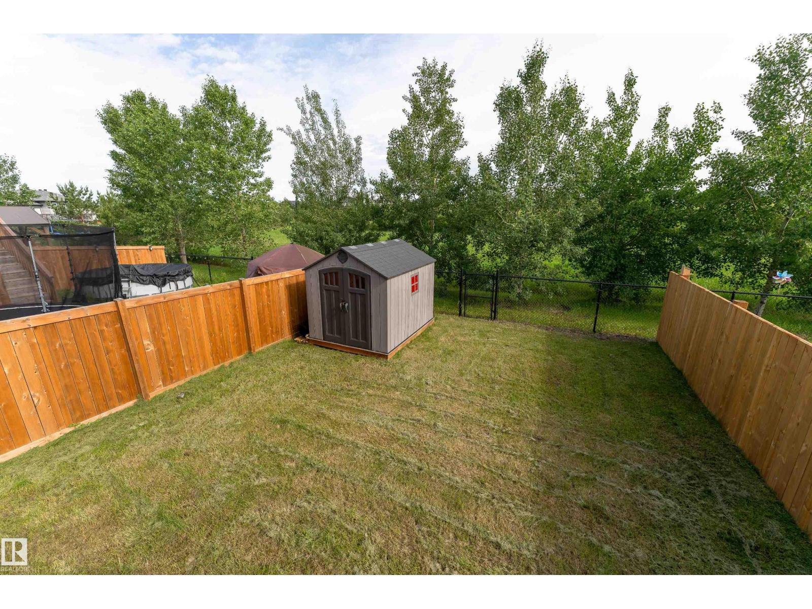584 MEADOWVIEW DR
