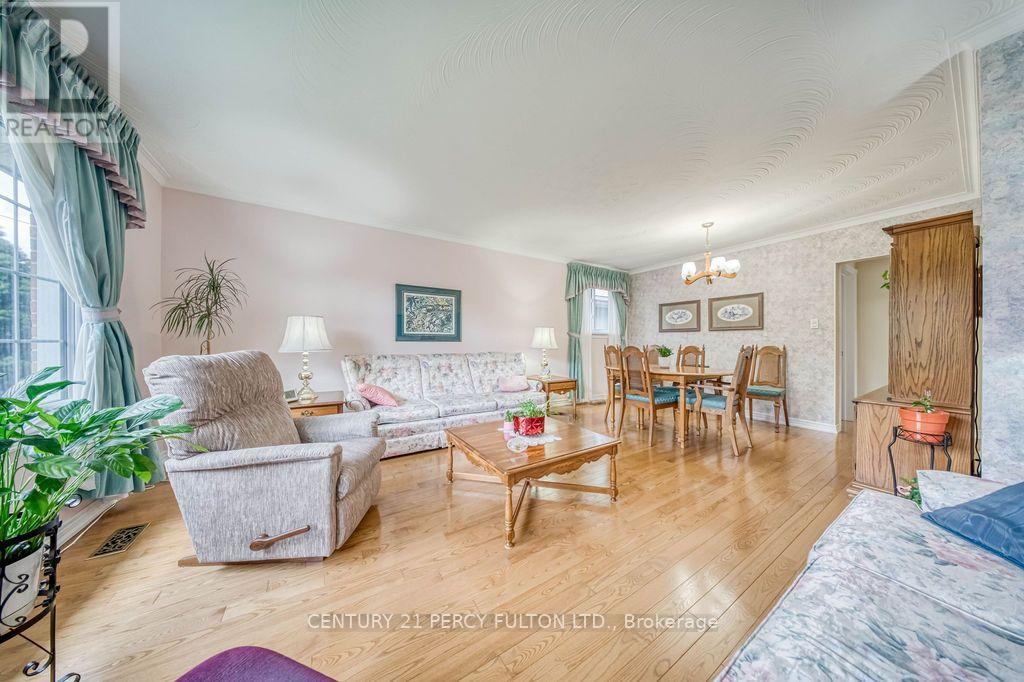 70 LIMEVALE CRESCENT