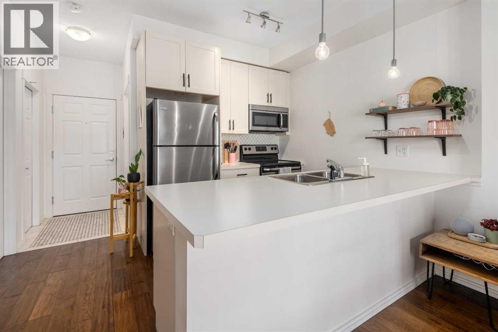 1403, 279 Copperpond Common SE