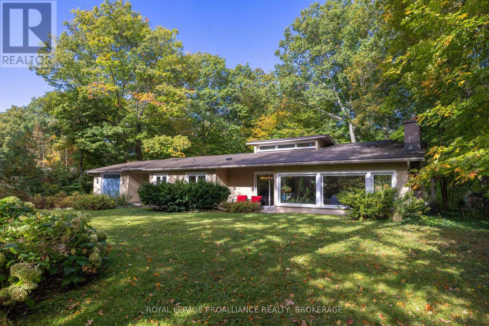 27 RIVERSIDE DRIVE