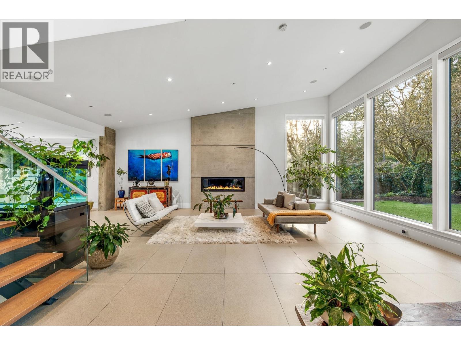 388 HIDHURST PLACE