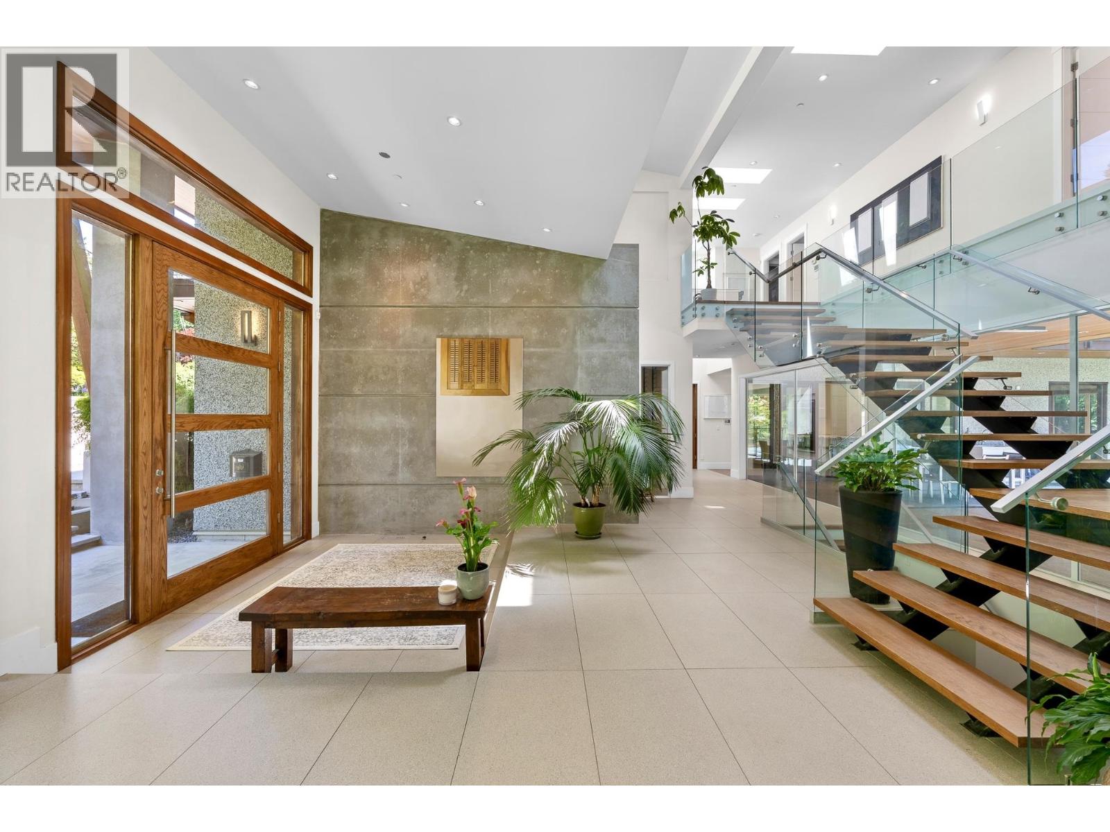 388 HIDHURST PLACE