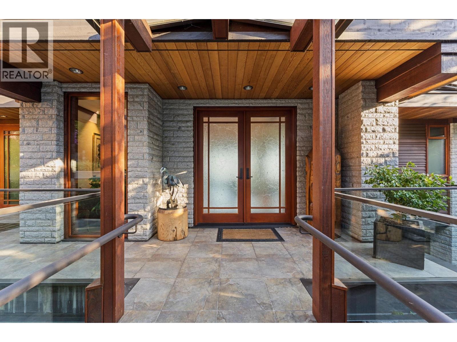 3673 SUNSET LANE