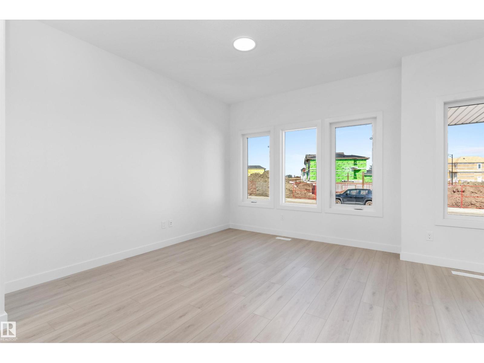 18713 18A AV NW