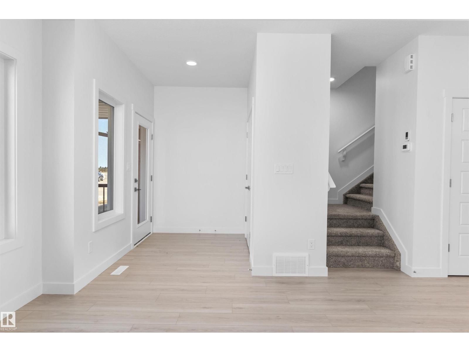 18713 18A AV NW
