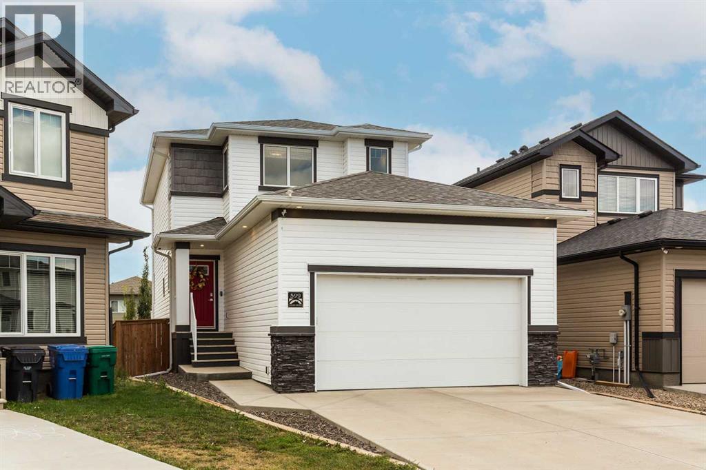599 Moonlight Lane W