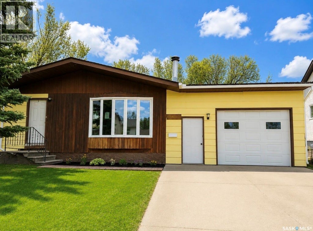 17 PATRICIA DRIVE, CORONACH, SK S0H 0Z0 - Image 1480135303.jpeg?d=l