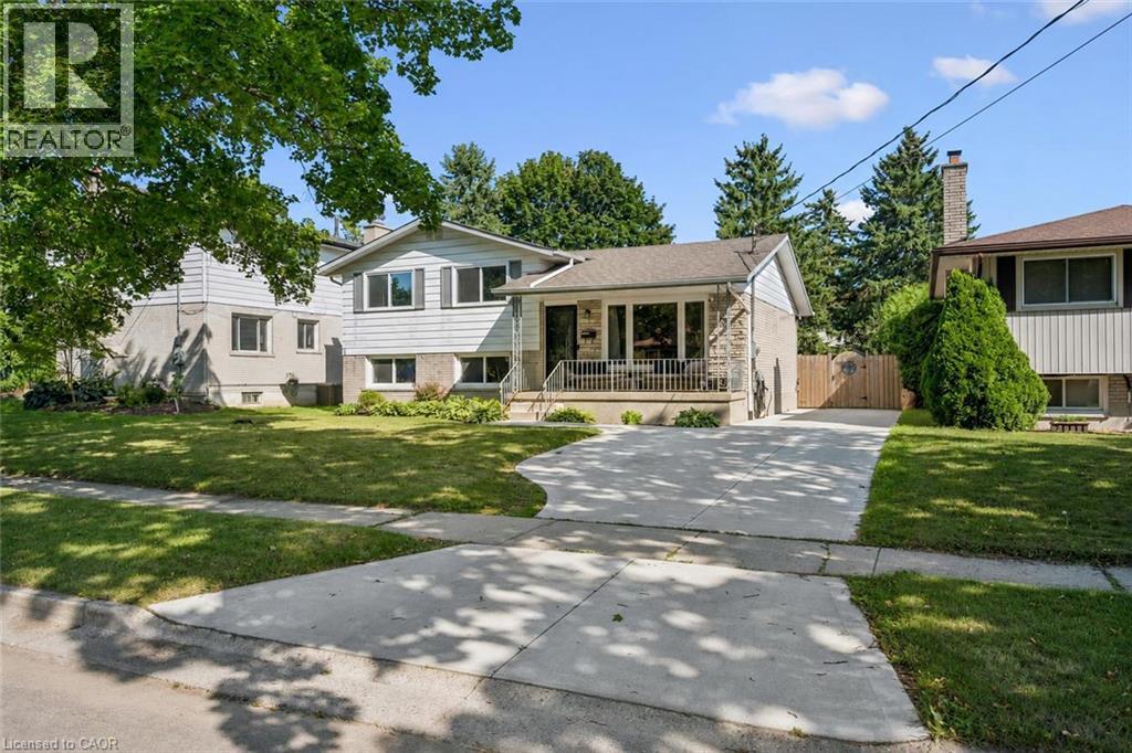 35 GOLFVIEW Road