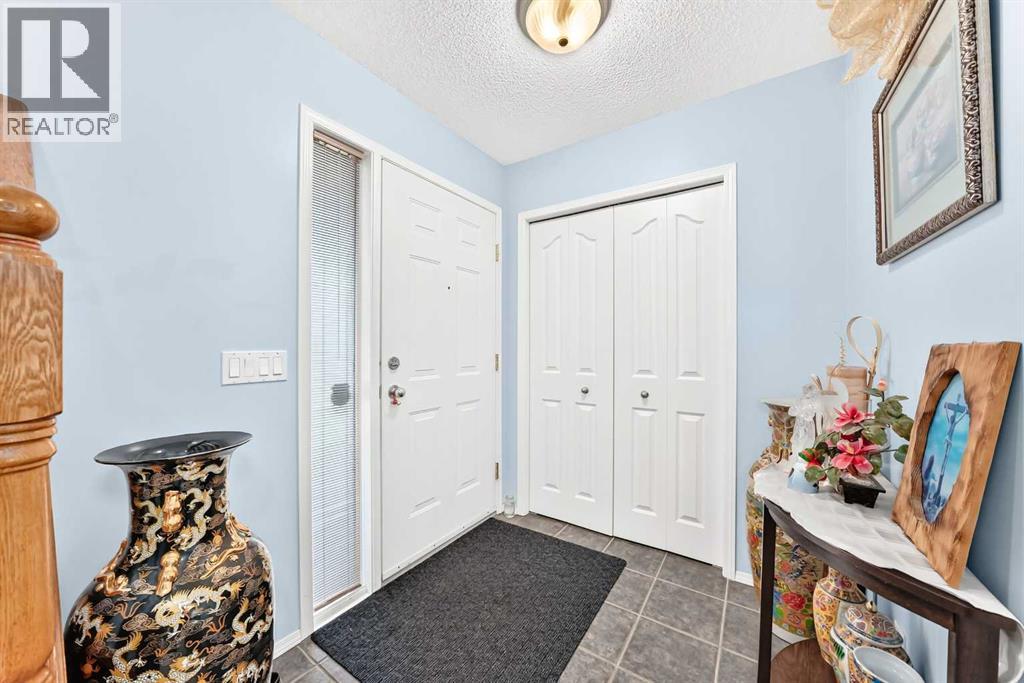 207 Bridlewood Road SW